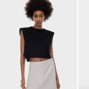 Aritzia Babaton Shoulder Pad Cropped Tank Black XS